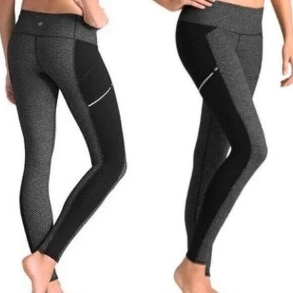 Athleta Pants - NWOT  Athleta Criss Cross Drifter Tights Leggings Size Medium